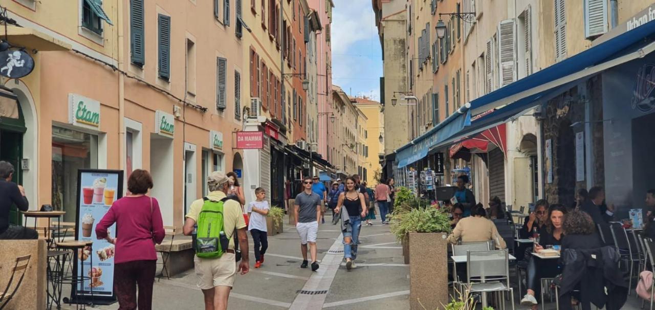 Terrasse Rue Pietonne *